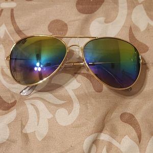 3 FOR $9 NEW SUNGLASSES